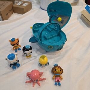 Underwater Adventure Playset with Figures